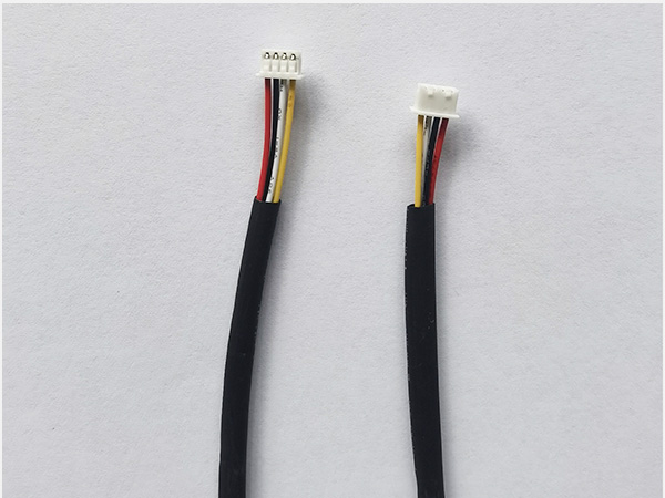 简述FPC连接器易于传递和可靠连接的基本要素
